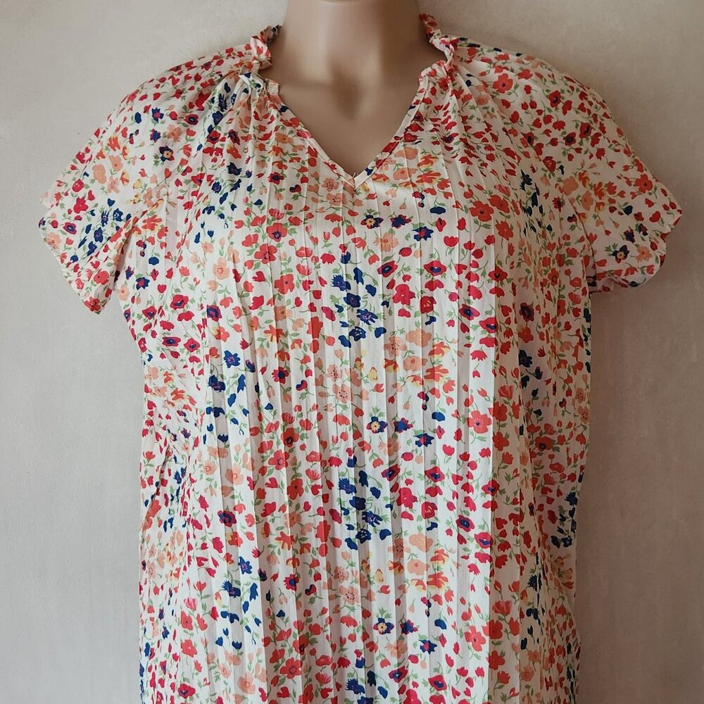 Noracora blouse sz XXL multi floral EUC !